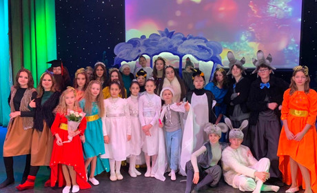 «Пишаюся своїми акторами», — керівниця фастівського театру-студії «Дзвіночок» Оксана Круглякова