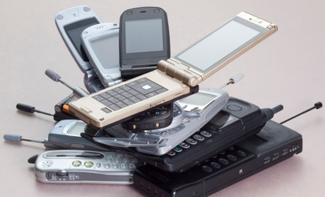 3 квітня: День народження мобільного телефону та інші події, дати, свята, народні прикмети