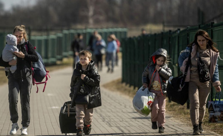 Українці в ЄС можуть втратити тимчасовий захист у 2027 році: що відомо