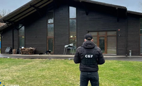 Пів заповідника у «кишеню»: як екснардеп Деркач привласнив 50% природоохоронної зони столиці