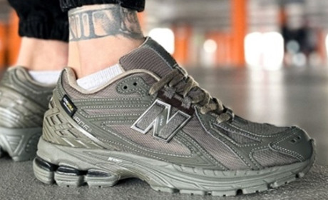 Чоловічі New Balance 1906R: чим вони відрізняються від інших моделей бренду