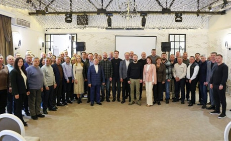 Міський голова Старокостянтинова взяв участь у виїзній нараді з розвитку громад області