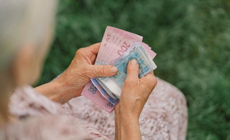 Середня пенсія в Україні зросла на 14%: скільки отримують люди