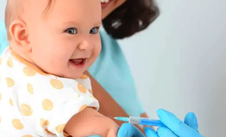 Тиждень імунізації: про новий календар, відмови та міфи про щеплення