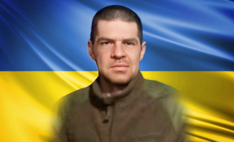 Б’ючи ворога на Донеччині, загинув воїн Олександр Сізов. Його поховають у Кагарлику