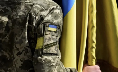 Ще на три місяці: в Україні продовжили воєнний стан і мобілізацію