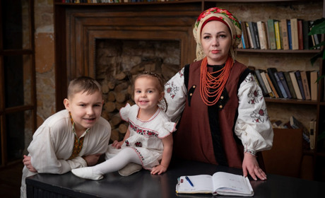 Як переяславки стали учасницями фотопроєкту «Горизонти надії» про жінок, які чекають і борються