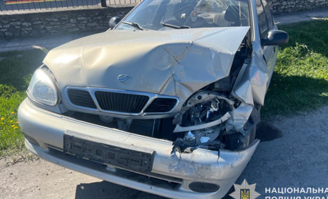 У Кременці трапилась аварія за участі двох автомобілів