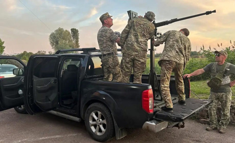 Мобільні вогневі групи ДФТГ Переяслава збили два «шахеди» під час атаки на столицю