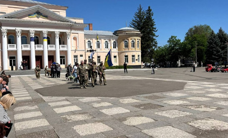 Первомайська громада попрощалася із захисником Андрієм Клименком