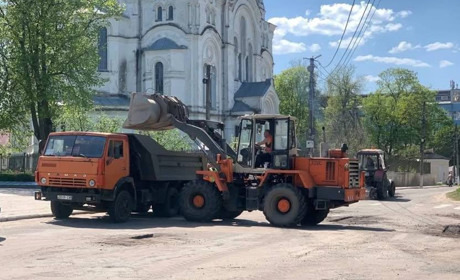 Дорожній сезон у Глухові: які вулиці відремонтують до кінця травня