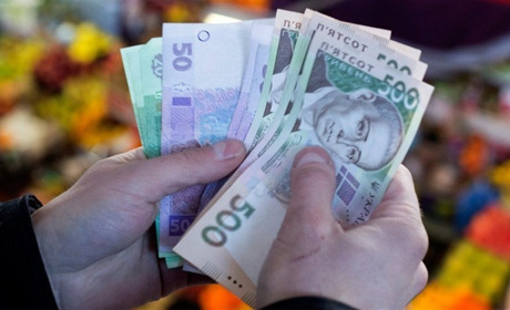НБУ прогнозує зростання інфляції: куди українцям вкладати гроші