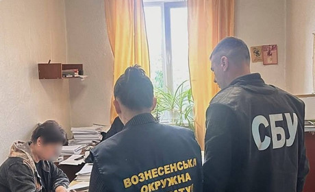 Пів мільйона «впали» у меншу ємність: на Вознесенщині голову селищної ради підозрюють у зловживаннях
