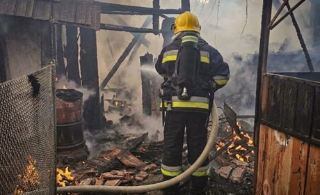 На Кременеччині горів житловий будинок