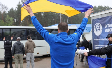 Перший етап обміну “1000 на 1000”: з російської неволі повернулися 205 українських Захисників