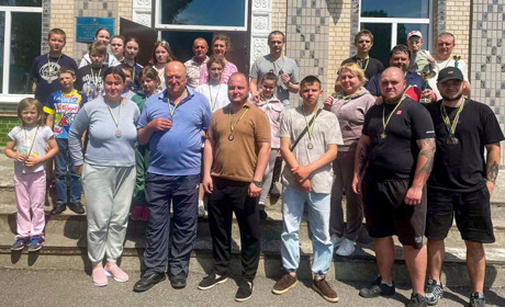 У Буртах на Кагарличчині відбувся тенісний турнір пам’яті Героя Олександра Кучерявенка