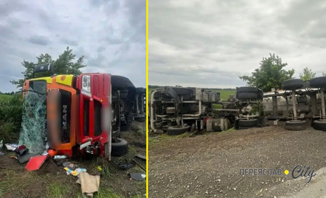 На трасі під Переяславом у кювет перекинувся тягач МАN з напівпричепом: водія госпіталізували