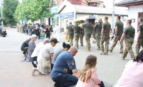 Ніжинська громада прощалася із загиблим воїном Куделею Сергієм Анатолійовичем