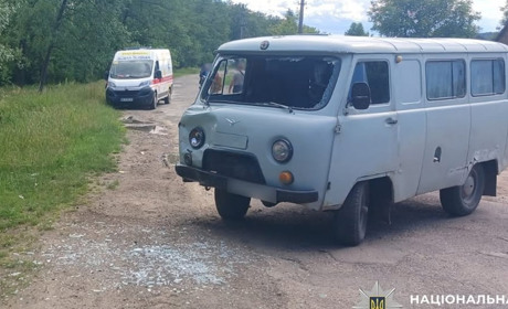 У Нижніх Станівцях «УАЗ» зіткнувся з мотоциклом