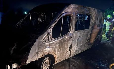 У Дачненській ОТГ викрили чоловіка у підпалі військового мікроавтобуса: діяв за вказівкою «куратора»