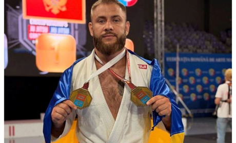 Фастівчанин Іван Кучерявий став срібним призером Чемпіонату світу з джиу-джитсу серед ветеранів