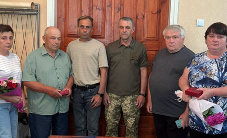 У Лютенській громаді передали державні нагороди родинам загиблих військових