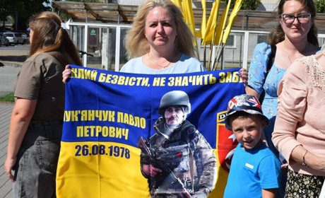 «росіяни роблять, що хочуть». Звягелянка Ольга Лук'янчук – про зниклого чоловіка, списки Вагнера та