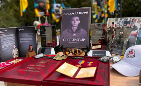 Річниця пам'яті захисника Олега Ярового: як жителі села Довга Пристань вшанували воїна
