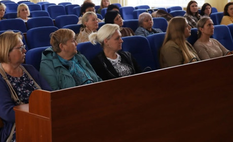 Меморіал, кладовище, відеонагляд: про що родини Героїв говорили з мером