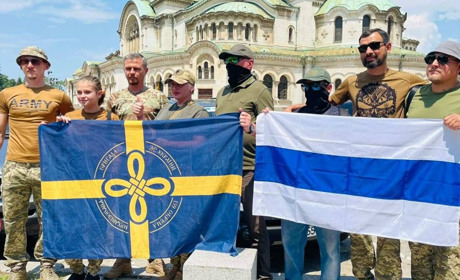 17 автівок одразу вирушили на позиції: історія поїздки ветеранів із Софії на Харківщину