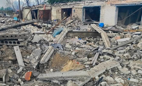 Росіяни скинули сім авіабомб на Шевченкове 26 липня: пошкоджені багатоповерхівки