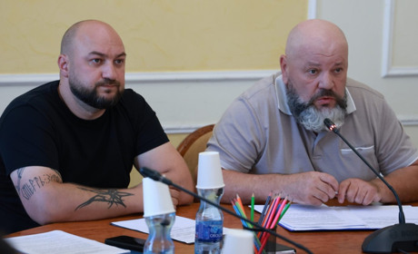 У Хмельницькій ОВА обговорили проблеми, з якими стикаються ветерани та їхні родини