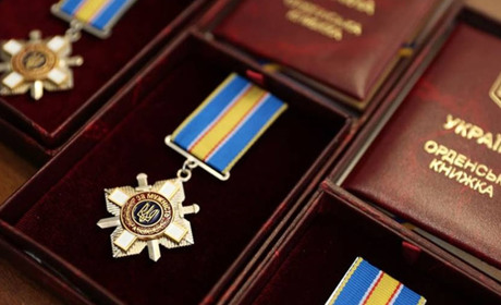 У Гадяцькій громаді родинам двох загиблих воїнів вручили державні нагороди «За мужність» ІІІ ступеня