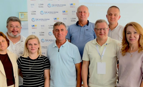 Більше можливостей для громади: старокостянтинівські фахівці навчаються працювати з інвестиціями