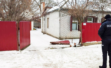 З’їхав у кювет, врізався у дерево, зніс ворота: наслідки транспортних пригод у Золотоніському районі