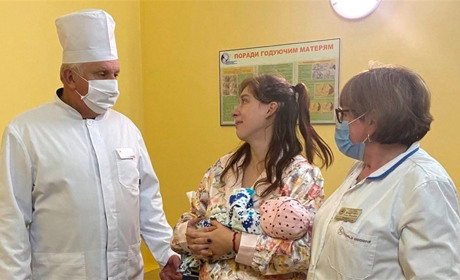 Першою в 2021-му році в Херсоні народилась дівчинка. Її назвали Тамарою. Що іще про неї відомо?