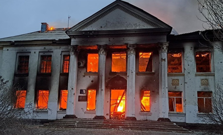 У Новій Каховці внаслідок пожежі згоріла школа імені поета Анатолія Бахути