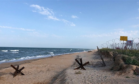 Росіяни закрили в'їзд на Арабатську Стрілку з боку Криму