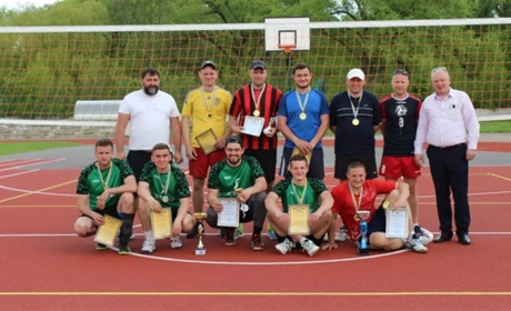Ніжинська команда перемогла в Кубку міста з волейболу