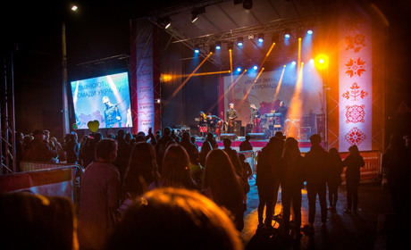 Фестиваль "З країни в Україну" в Торецке: как это было