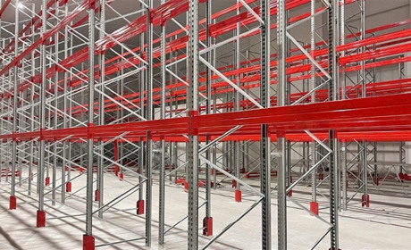 Складські стелажі від FORSTOR: чому їх варто замовити