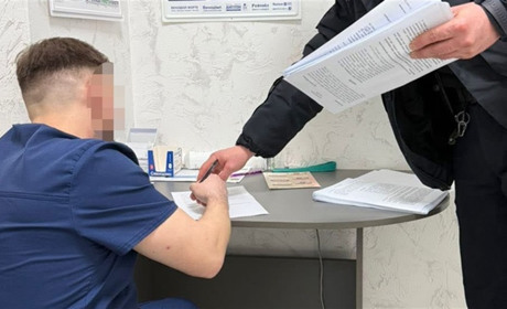 Кременецькі лікарі внесли неправдиві дані про лікування 90 пацієнтів