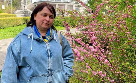 Вчителька Новокаховського ліцею стала дипломанткою конкурсу за есе про Героя України