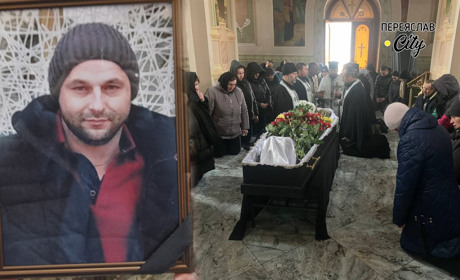 «Знав, що не повернеться з війни живим»: у Шевченковому попрощалися з Героєм Олександром Тупиком