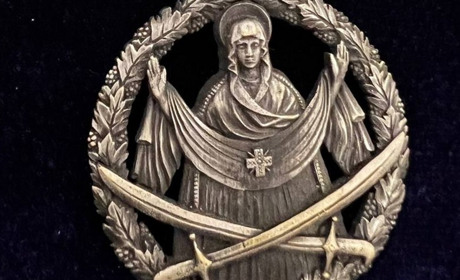 «За сприяння війську»: колектив Хмельницької АЕС отримав нагороду від Головнокомандувача ЗСУ