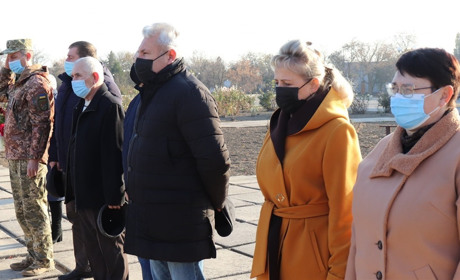 У Нижньосірогозькій громаді вшанували пам’ять воїнів, які боролися за визволення України та краю
