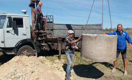 Мальовнича криничка невдовзі буде тішити око крупчан та золотоніських відпочивальників