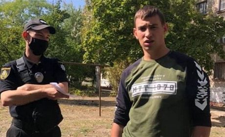 «Он сирота, ему пох…»