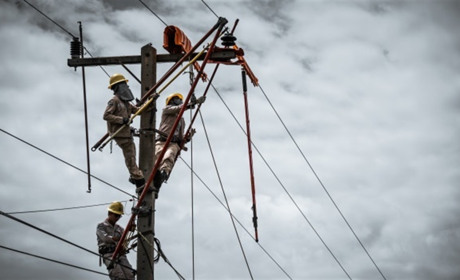 339 абонентів 8 травня залишаться без світла через ремонтні роботи у Сватовому та у Коломийчисі