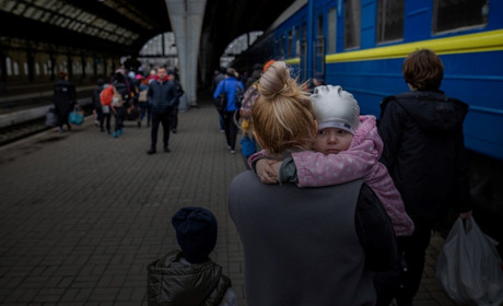 Три психологічні виклики, з якими найчастіше стикаються українські біженці